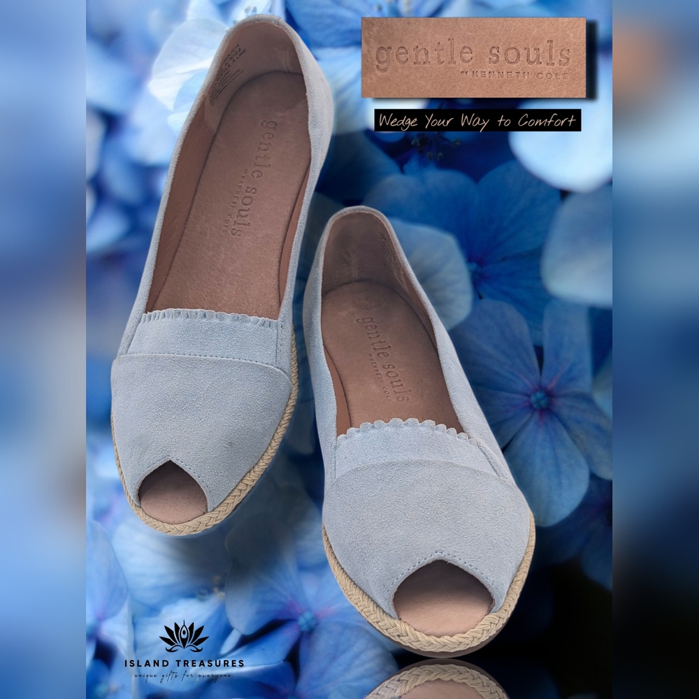 Gentle Souls Lissa Ruffle Sz 7.5 Light Blue Suede Peep-Toe Espadrille Wedges
